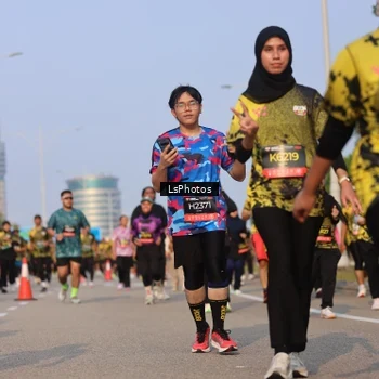 Runner Photo 6917414