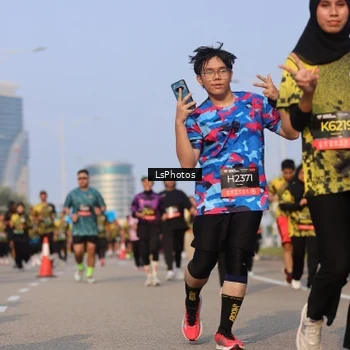 Runner Photo 6917422