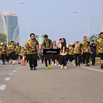 Runner Photo 6917483