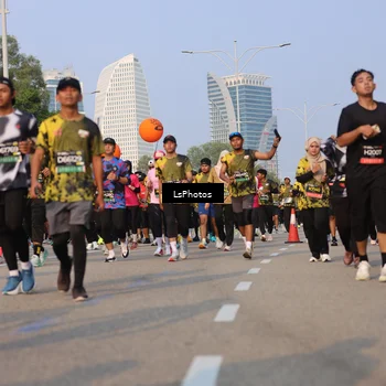 Runner Photo 6917533