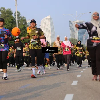 Runner Photo 6917546