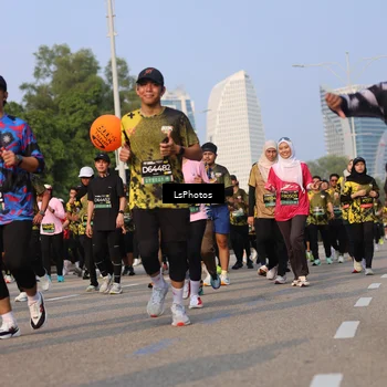 Runner Photo 6917548
