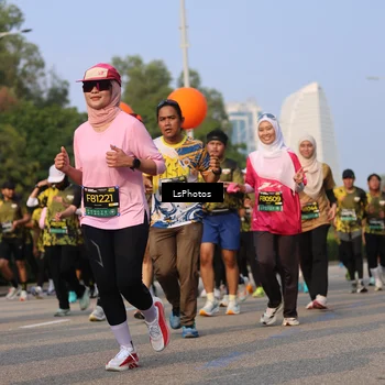Runner Photo 6917552