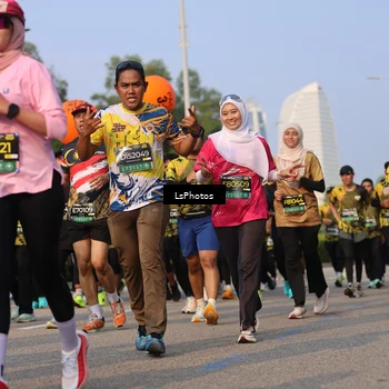 Runner Photo 6917556