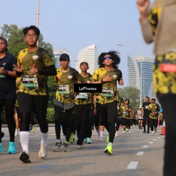 Runner Photo 6917570