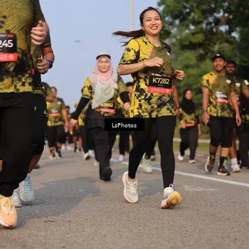 Runner Photo 6917600