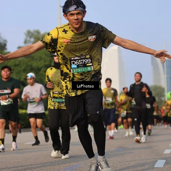 Runner Photo 6917607