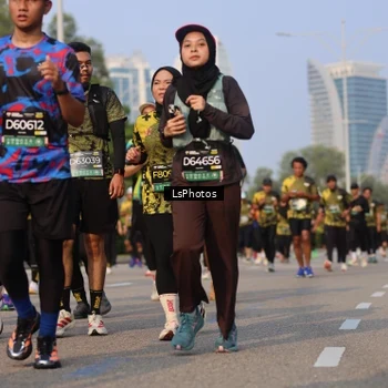 Runner Photo 6917654