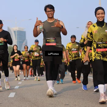 Runner Photo 6917672