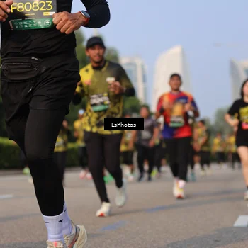 Runner Photo 6917678