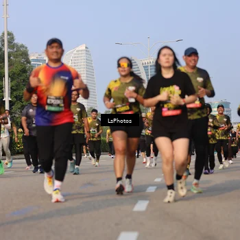 Runner Photo 6917686