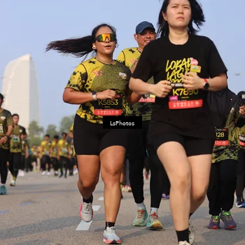 Runner Photo 6917687