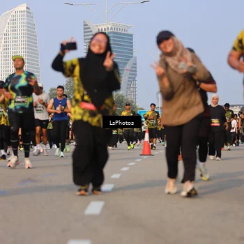 Runner Photo 6917719