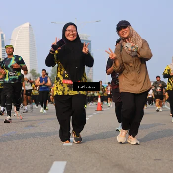 Runner Photo 6917723