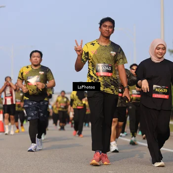 Runner Photo 6917738