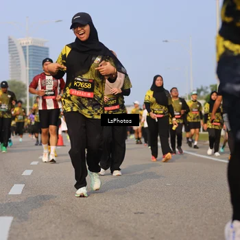 Runner Photo 6917749