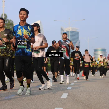 Runner Photo 6917910