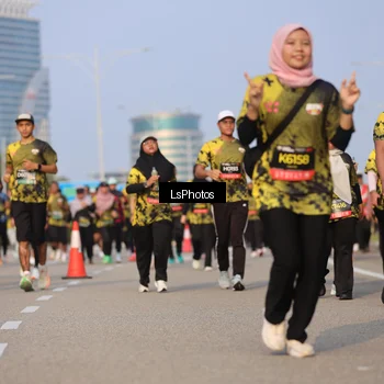 Runner Photo 6918359