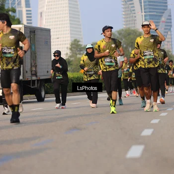 Runner Photo 6918363
