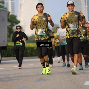 Runner Photo 6918367
