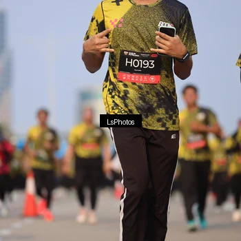 Runner Photo 6918378
