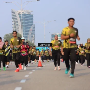 Runner Photo 6918390