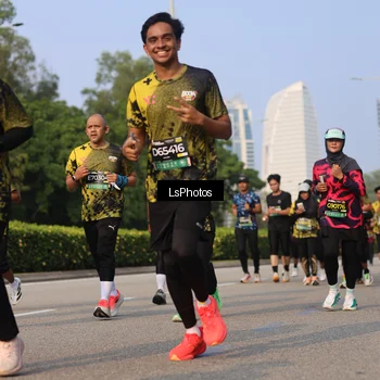 Runner Photo 6918397