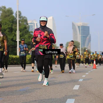 Runner Photo 6918402