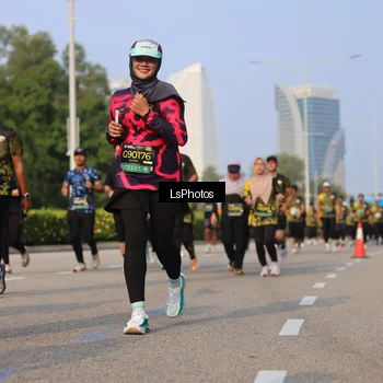 Runner Photo 6918404