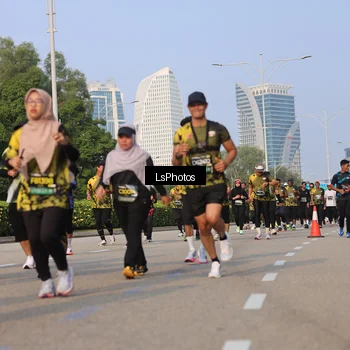 Runner Photo 6918411