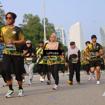Runner Photo 6918412