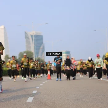 Runner Photo 6918417