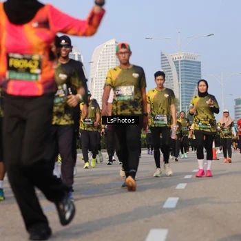 Runner Photo 6918463