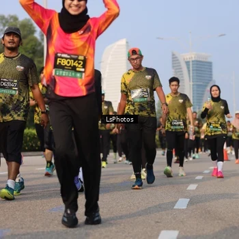 Runner Photo 6918464