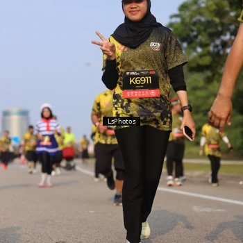 Runner Photo 6918479