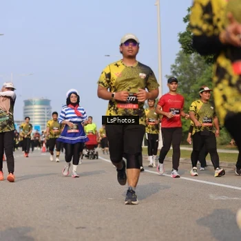 Runner Photo 6918481