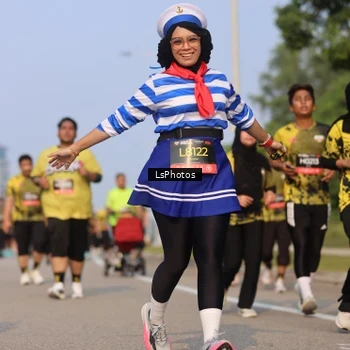 Runner Photo 6918492