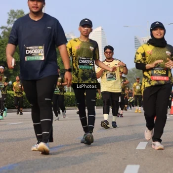 Runner Photo 6918506