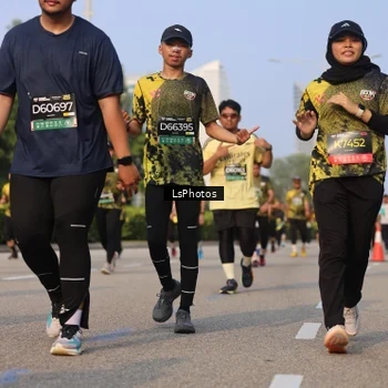 Runner Photo 6918507