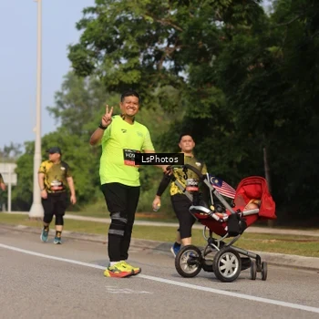 Runner Photo 6918521