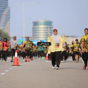 Runner Photo 6918561