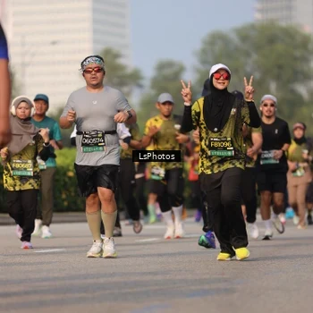Runner Photo 6918564
