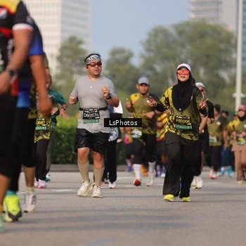 Runner Photo 6918566