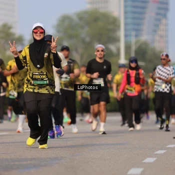 Runner Photo 6918568