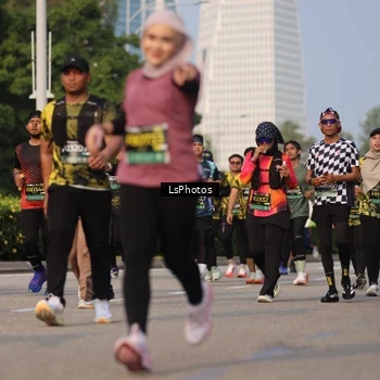 Runner Photo 6918577