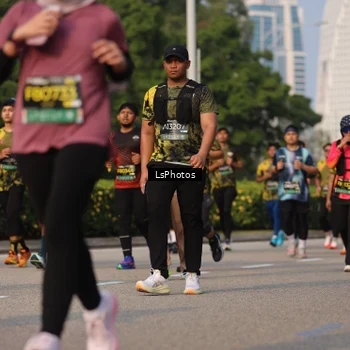 Runner Photo 6918581