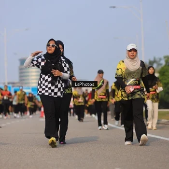 Runner Photo 6918588