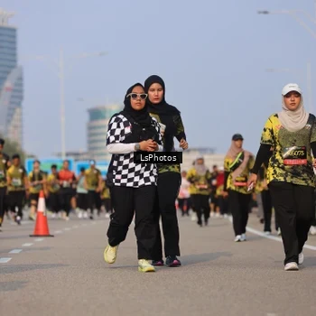 Runner Photo 6918589