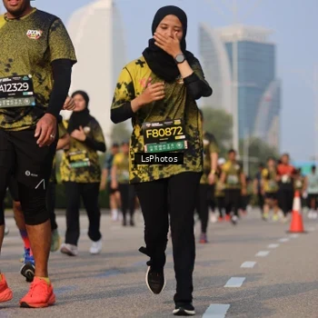 Runner Photo 6918598