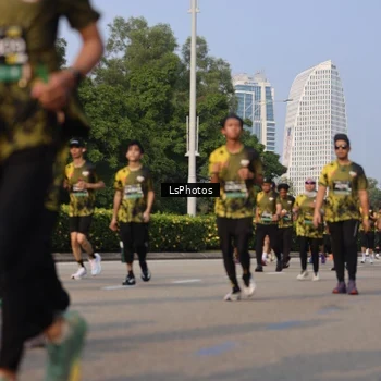 Runner Photo 6918610
